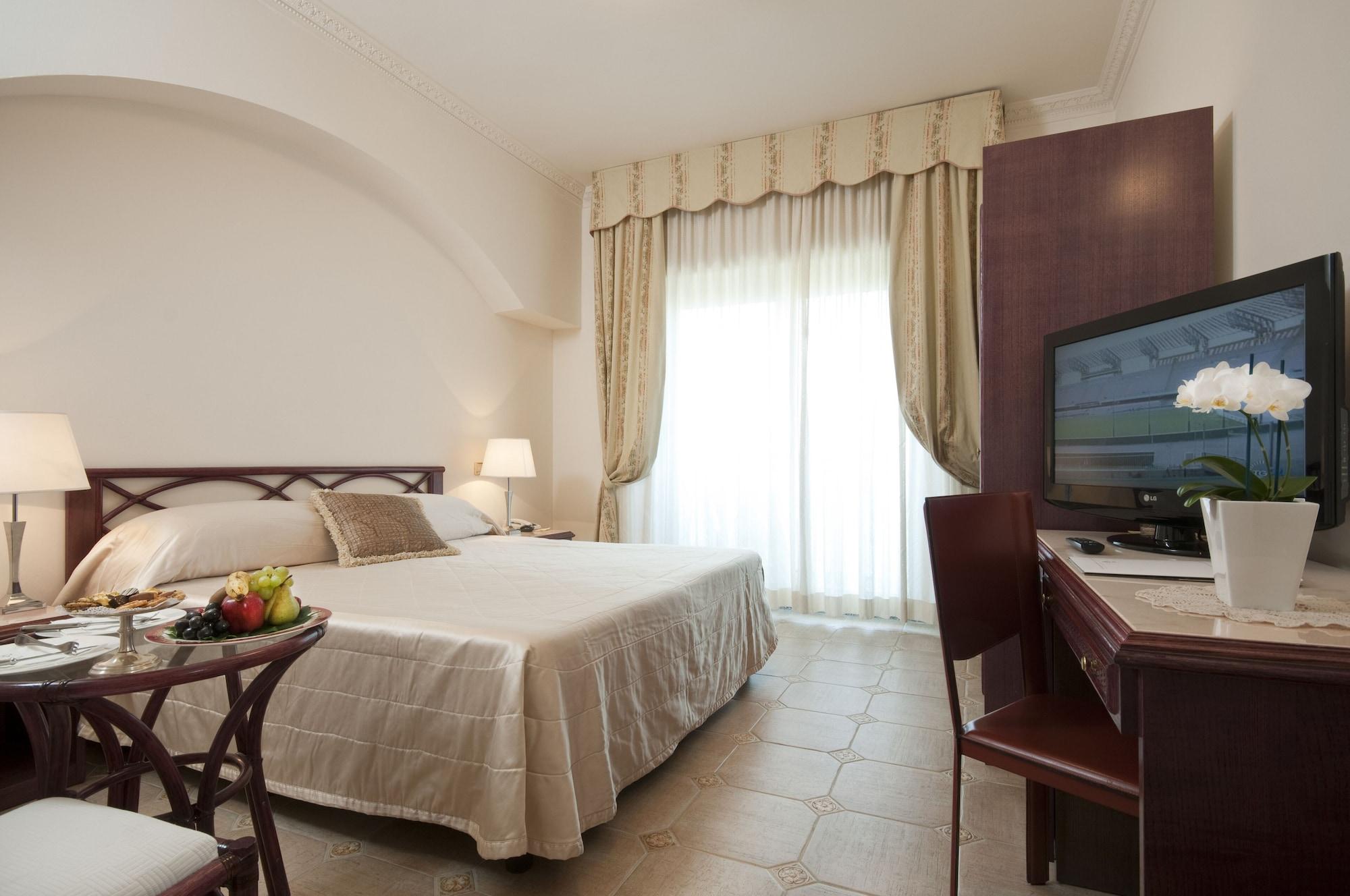 Grand Gallia Hotel 4*